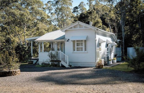Mapleton House | Seclusion, Rest and Romance at Gracie Cottage!