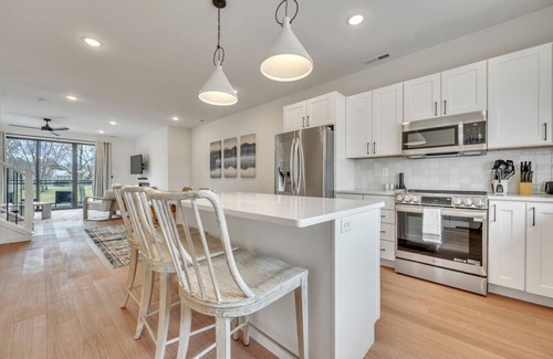 Milford House | Second Chances at the Lake in the hottest new development CentralPark Townhomes
