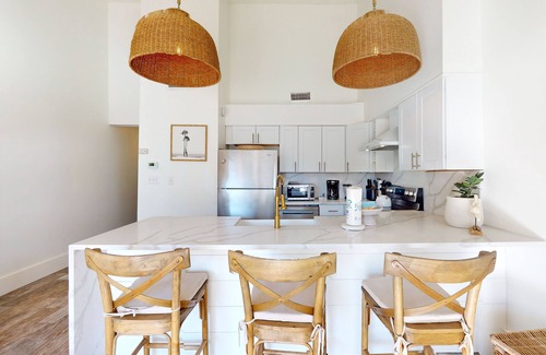 Seagrove Beach Condo | Second Floor Condo w/High-Speed WiFi, Washer/Dryer, Central AC, & Full Kitchen