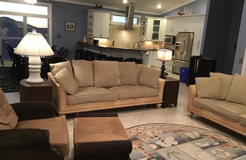 Ocean Isle Beach House | Second Row Beach House- "Wishing Whale” Ocean views!