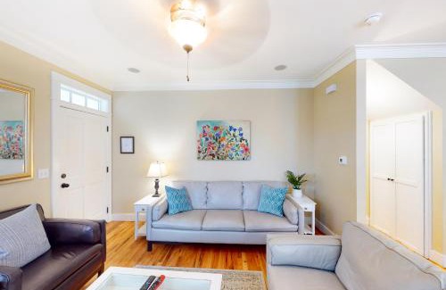 Olivia Beach House | Second Wind
