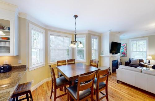 Olivia Beach House | Second Wind