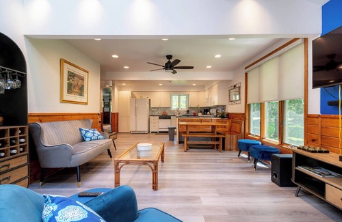 Fort Erie House | Second Wind - Visit our Charming House with Modern Comforts & Stunning Views