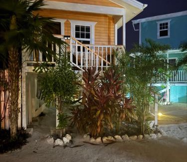 San Pedro Bed & Breakfast | Secret Beach Cabanas