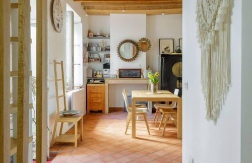 La Sarra - Saint Just Apartment | Secret duplex with garden next to the Old City
