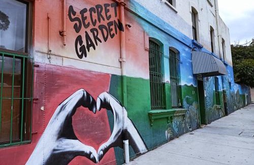 Redfern Hostel | Secret Garden Backpackers, Sydney