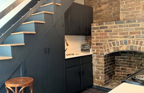 Harleston Village House | Secret Garden Guesthouse