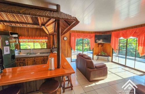 Chachagua House | Secret Garden La Fortuna Lake View Kayak and Stand Up Paddle