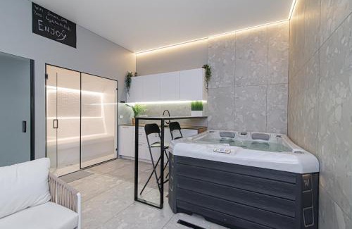 Business District Apartment | Secret SPA