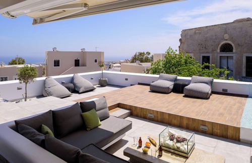 Fira Villa | Secret Spot Luxury Villa | Private Pool | Jacuzzi | Fira Town