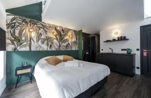 Broekwijk Bed & Breakfast | Secret Walls