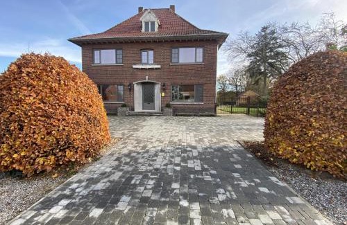 Grote-Brogel House | Secretarishuis