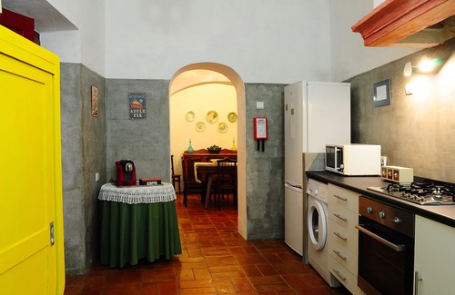 Fuseta House | Secular mediterranean house