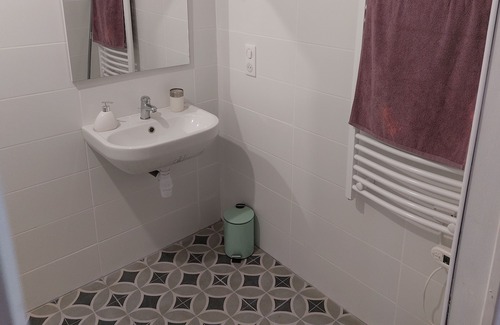 Sainte-Colome Bed & Breakfast | Secure room and PMR standards
