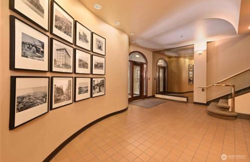 Belltown Apartment | Secure updated apartment in Belltown