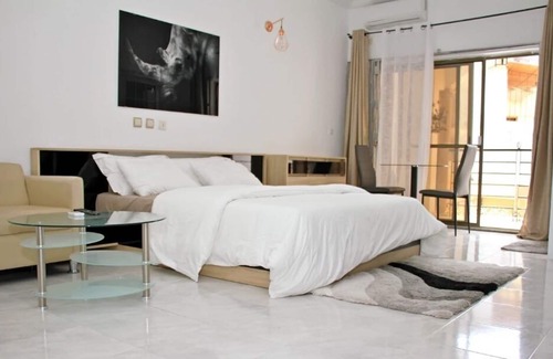 Akouedo Villa | Security, calm and comfort