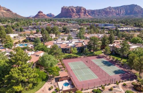 Oak Creek Apartment | Sedona Escape- Pool, Spa, Hike, Dine, Relax