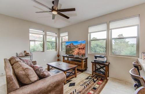 Sedona House | Sedona Fox Casita Private Hot Tub, Outdoor Dining on Rooftop Deck, 1bed & 1bath, Full Kitchen, Patio