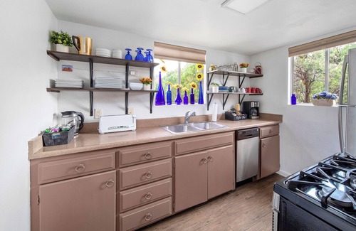 West Sedona House | Sedona Home - Walk to Trails. Decks, Views, Hot Tub, Amenities = Best Value!