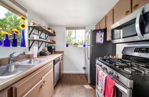 West Sedona House | Sedona Home - Walk to Trails. Decks, Views, Hot Tub, Amenities = Best Value!