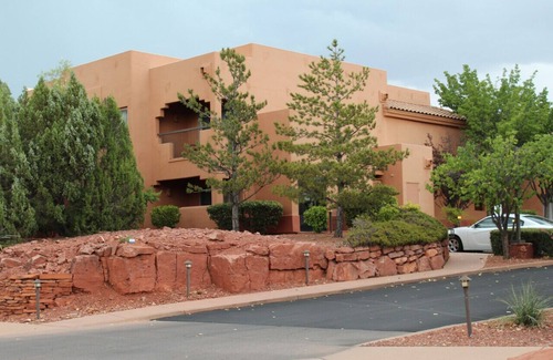 West Sedona Condo | Sedona Summit Studio · Beautiful Red Rock Views! Studio Suite.