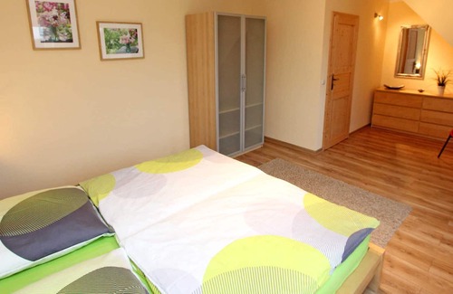 Userin Apartment | SEE 10331 - Apartment 1 - Apartments right on the lake Useriner Mühle SEE 10330