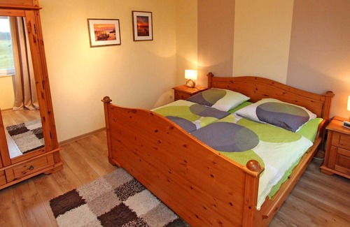 Userin Apartment | SEE 10332 - Apartment 2 - Apartments right on the lake Useriner Mühle SEE 10330