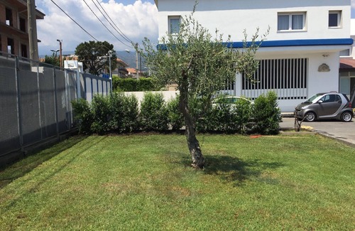 Fiumefreddo di Sicilia House | See elegant rooms rent in a lovely facility
