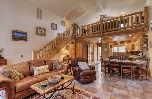 Pagosa Highlands House | See Fall's Changing Colors! Forest View House: Cozy Cabin with Huge Deck, Mountain Views!