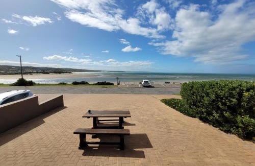 Still Bay Apartment | See-Struis