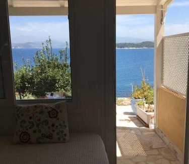 Kassiopi Apartment | see the sea1