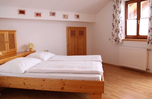 Nussdorf am Attersee Other | Seeblick Deluxe Apartment für 4 Personen - Gasthof Steinbichler - Most- und Wildbauernhof Groiss