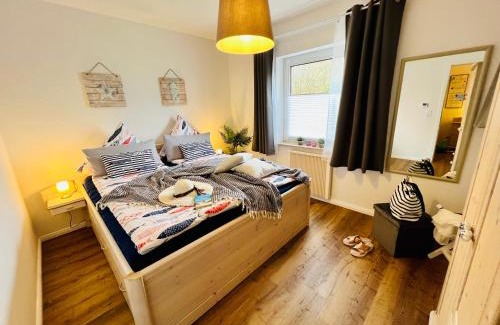 Schoenhagen Apartment | SeeLund - Meeresrauschen lauschen - ruhiges sonniges Apartment mit Garten und Terrasse nahe Strand und Ostsee
