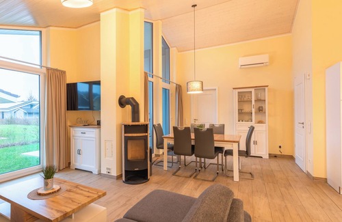 Mirow House | Seeschwalbe 331 - Das Skandinavische Familienhaus für 4 mit Sauna und Whirlpool
