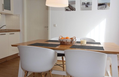 Ostseebad Boltenhagen Apartment | SEESTERN APARTMENT Holiday home with sauna and pool directly on the Baltic Sea (100m)