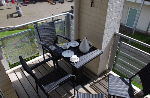Ostseebad Boltenhagen Apartment | SEESTERN APARTMENT Holiday home with sauna and pool directly on the Baltic Sea (100m)