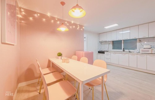 Yeonnam-dong Apartment | SeeU House Hongdae