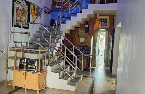 Chendhare House | Seeyarm stay Omkar villa
