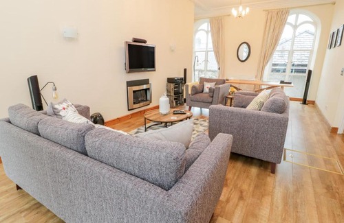 Beaumaris House | Seion Chapel