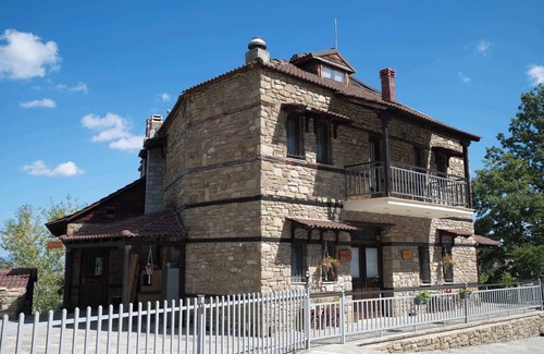 Nestorio Apartment | Seirios Guest House - Pefki Cozy Loft