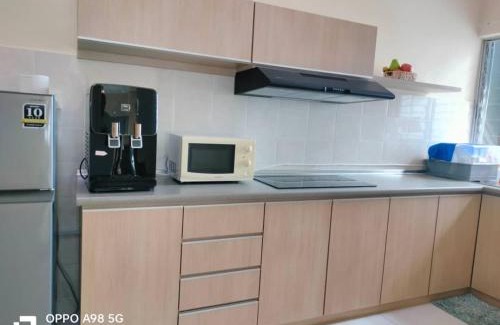Sekinchan Bed & Breakfast | Sekinchan HighView Penthouse 15pax 5R5B 顶层公寓 看海 看稻田景