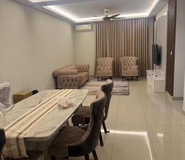 Gua Apartment | Selayang Homestay Alanna