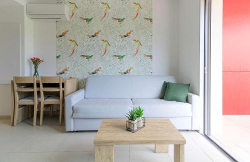 La Faviere Apartment | SELECT'soHOME - 3 pièces avec piscine proche de la plage de La Favière - POS36