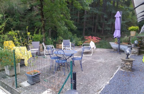 Saint-Andre-de-Valborgne Apartment | SELF-CONTAINED STUDIO IN THE HEART OF THE CEVENNES WITH PRIVATE WATERFALL