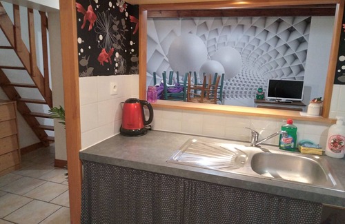 Lezay House | Self-catering cottage in the Mellois countryside
