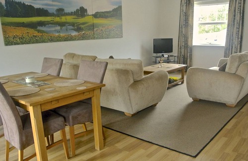 Inchmarlo Villa | Self Catering Villa, 2 bedrooms, sleeps 4