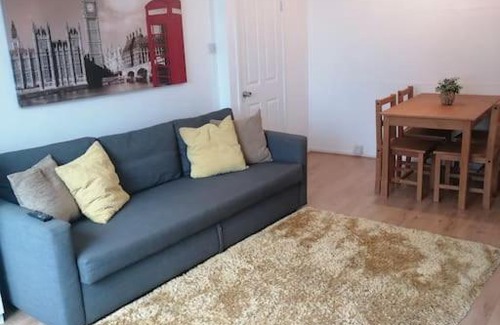 Faraday Apartment | Self contained 2 Bedroom flat in Southwark