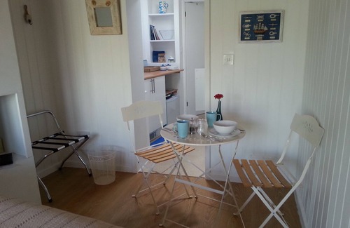Bridport Cabin | Self Contained Garden Studio With Private Decked Terrace, close to town and sea