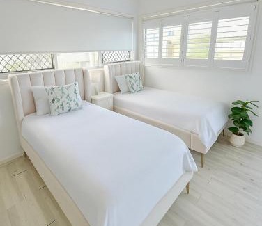 Varsity Lakes Apartment | Self contained guest house Gold Coast - sleeps max 4