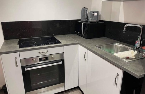 Dollis Hill Apartment | Self contained one bedroom flat in Dollis Hill